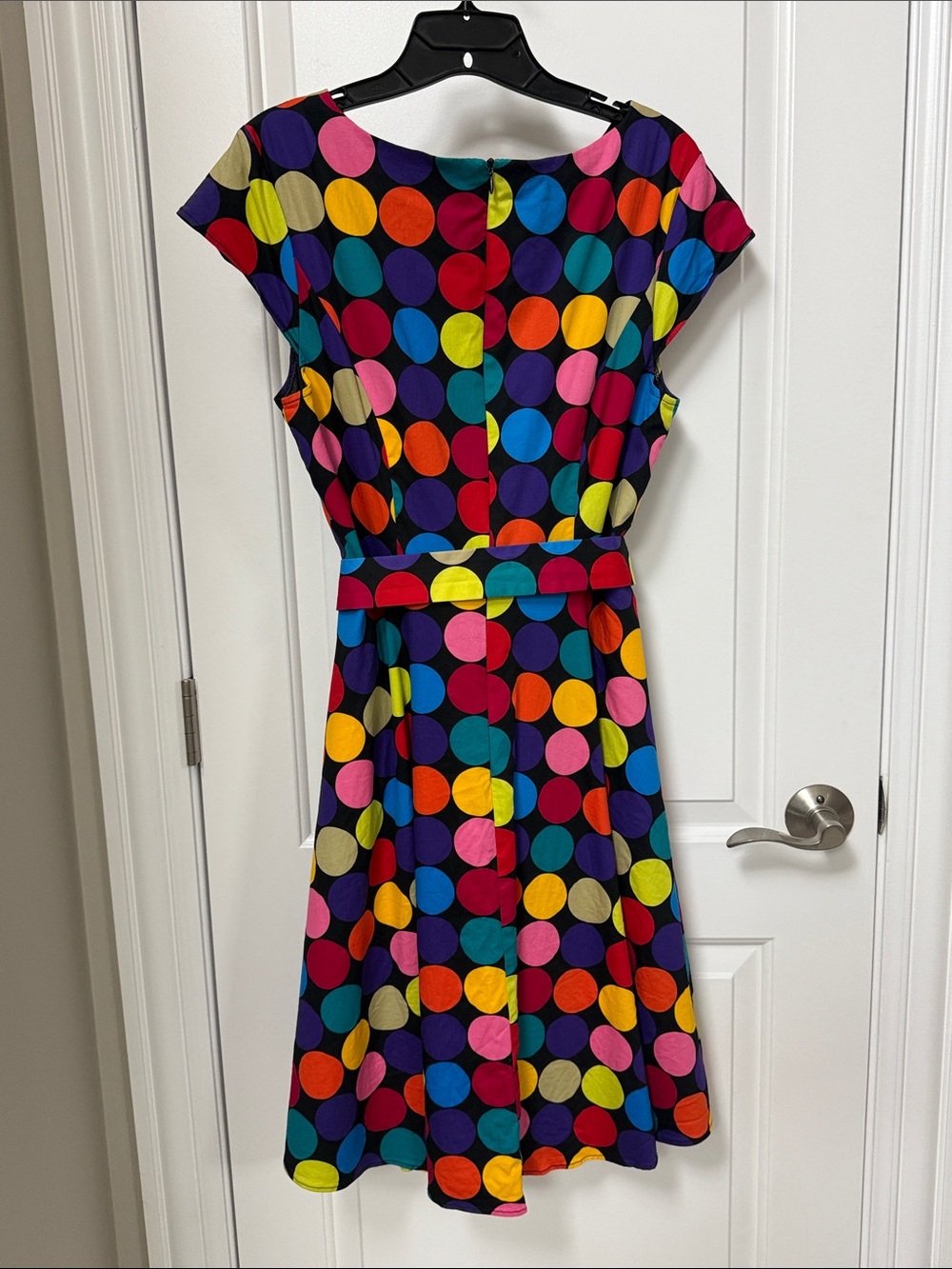 Women’s XL, cap sleeve, Multicolor Polka Dot Tie-Waist Dress - Picture 2 of 4